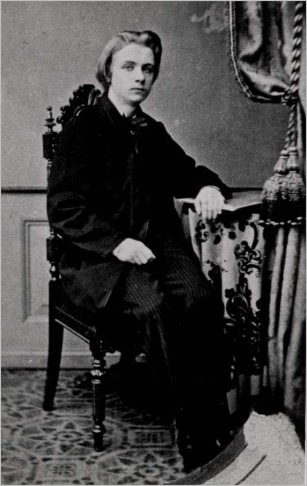 The young Edvard Grieg, in 1858. Photographed by Selmer.