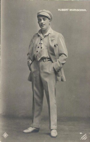 The youthful operetta hero Hubert Marischka.