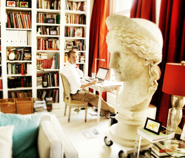 Kevin Clarke at his desk, in the Amsterdam office of the Operetta Research Center.