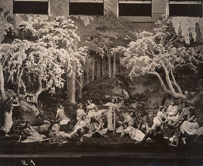 "The Arcadians" in a 1909 staging.