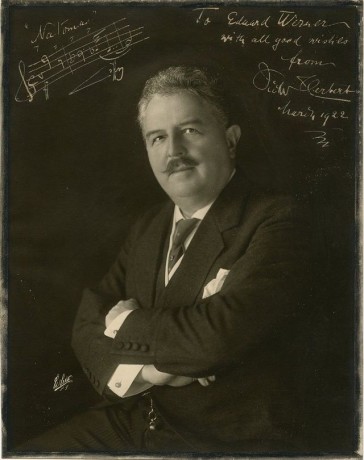 Victor Herbert, signed photo with "Natoma" musical quotation, 1922 (Photo: Wikipedia)