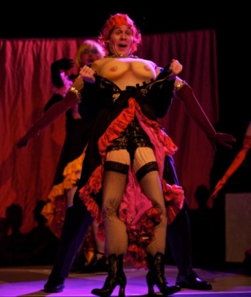 Scene from Opera della Luna's "The Merry Widow."