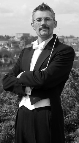 Italian conductor Dario Salvi. (Photo: IVO)