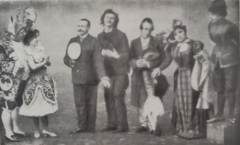 The "Luna" cast in 1899, with Edmund Löwe (center) replacing Robert Steidl als Steppke.
