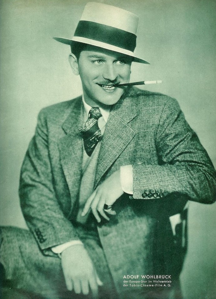 A typical promotion photo of Adolf Wohlbrück by Tobis-Cinema-Film AG from the early 1930s.