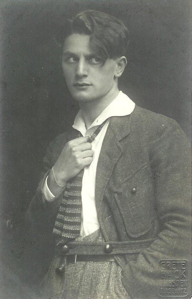 Photo of the young Adolf Wohlbrück, posted on "Adonises of the Silver Screen."