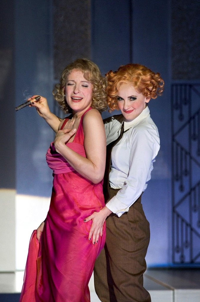 Dagmar Manzel (l.) and Katharine Mehrling in "Ball im Savoy," Barrie Kosky's production at Komische Oper Berlin. (Photo: Iko Freese / drama-berlin.de)