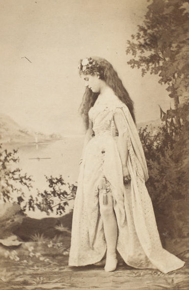 Ada Cavendish as Venus. (Photo: Kurt Gänzl Archive) 