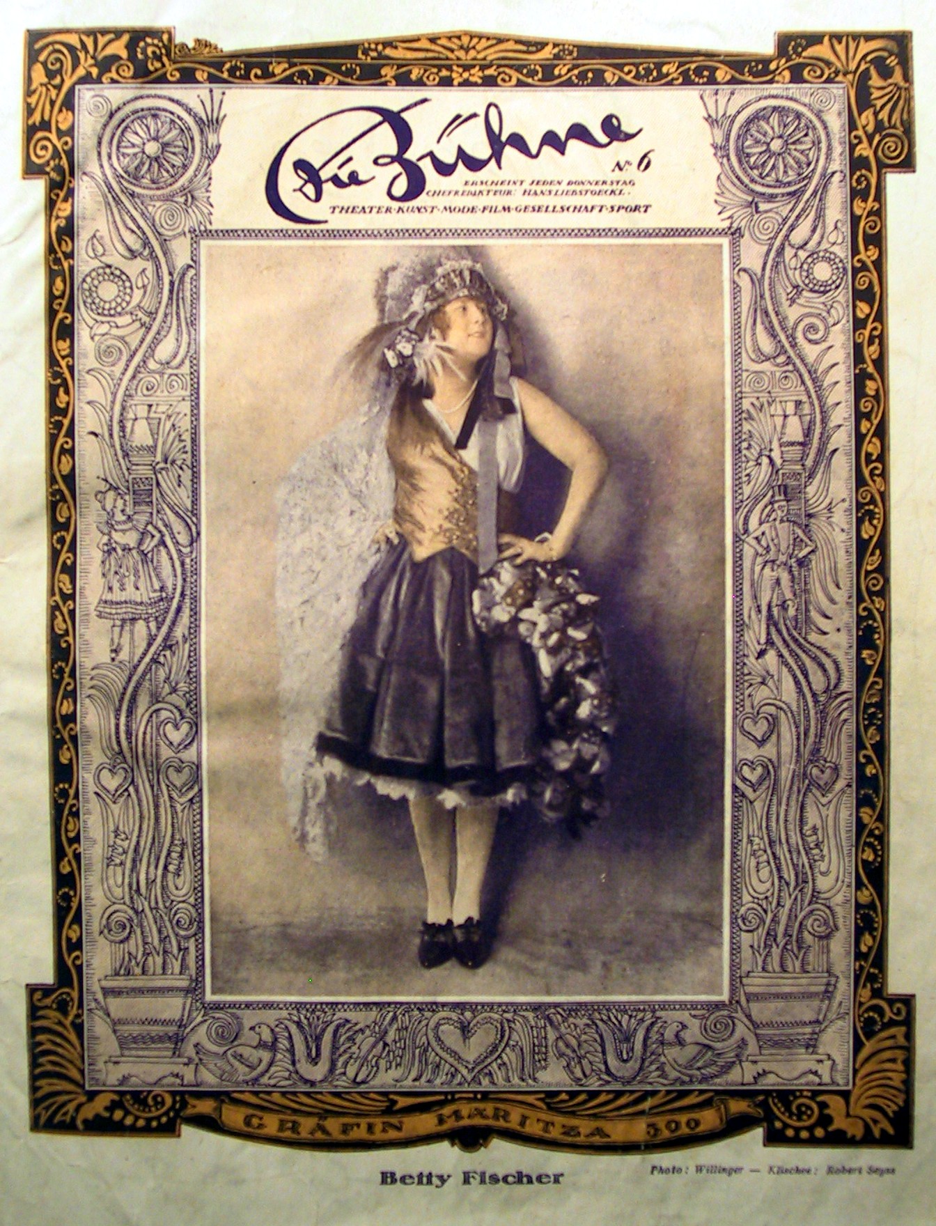 Betty Fischer as Mariza on the cover of "Die Bühne" in 1924. 