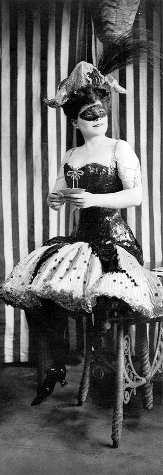 Fritzi Scheff as the original Mlle. Modiste in 1905. (Photo:  Byron Company)