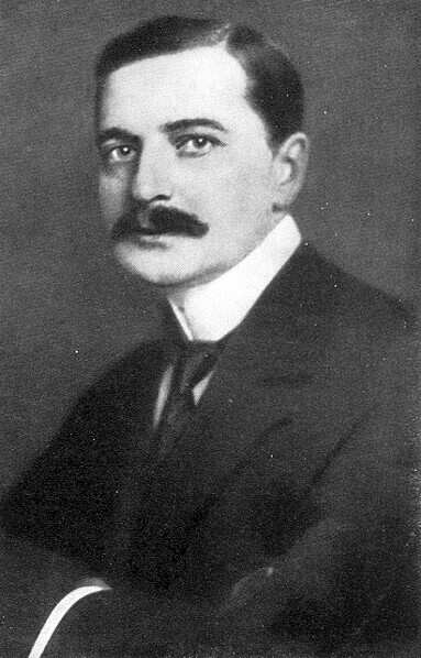 Composer Jenő Huszka in 1910. (Photo: Wiki Commons)