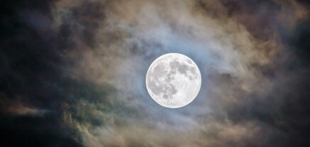 Fly Me To The Moon: Kurt Kurt Gänzl reviews the new “Le Voyage dans la lune”