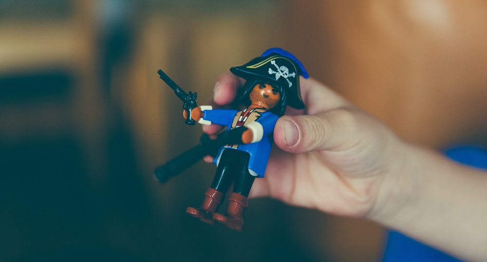 A pirate figure. (Photo: Markus Spiske / Unsplash)