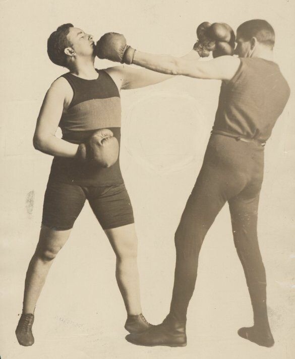 Julian Eltinge boxing in 1918. (Photo: The New York Public Library)