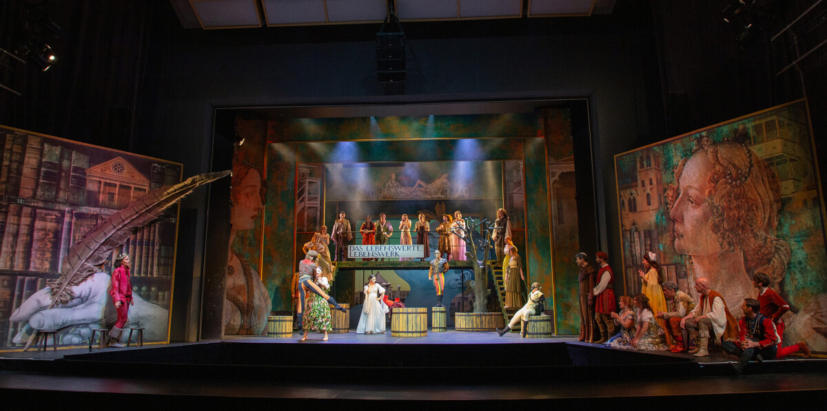 A panorama view of the staging of "Boccaccio" at the Léhar Festival 2026. (Photo: Foto Hofer)