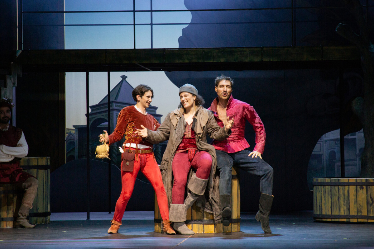 Christina Sidak as Bocaccio (middle) with Philip Guirola Paganini and Martin Lechleitner. (Photo: Foto Hofer)